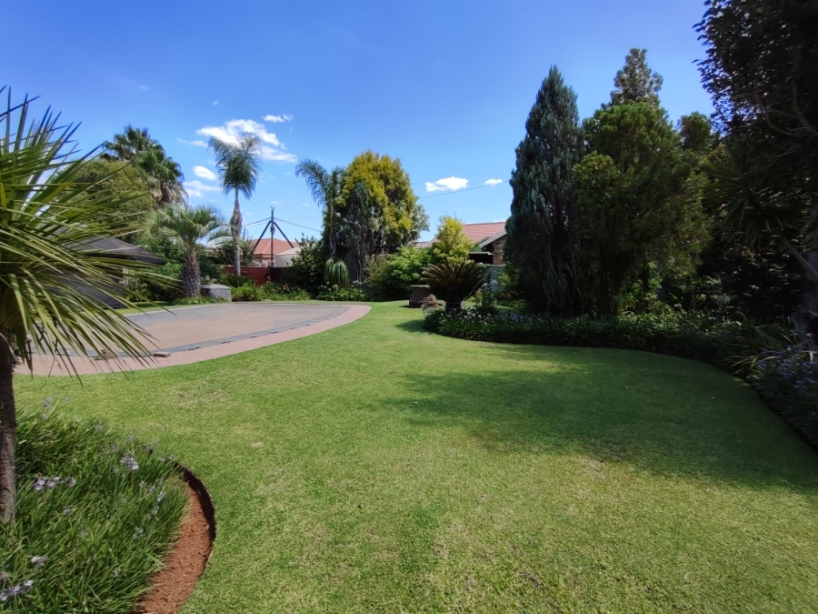 3 Bedroom Property for Sale in Flimieda North West